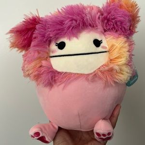 Squishmallows Caparinne the Bigfoot 8” NWT